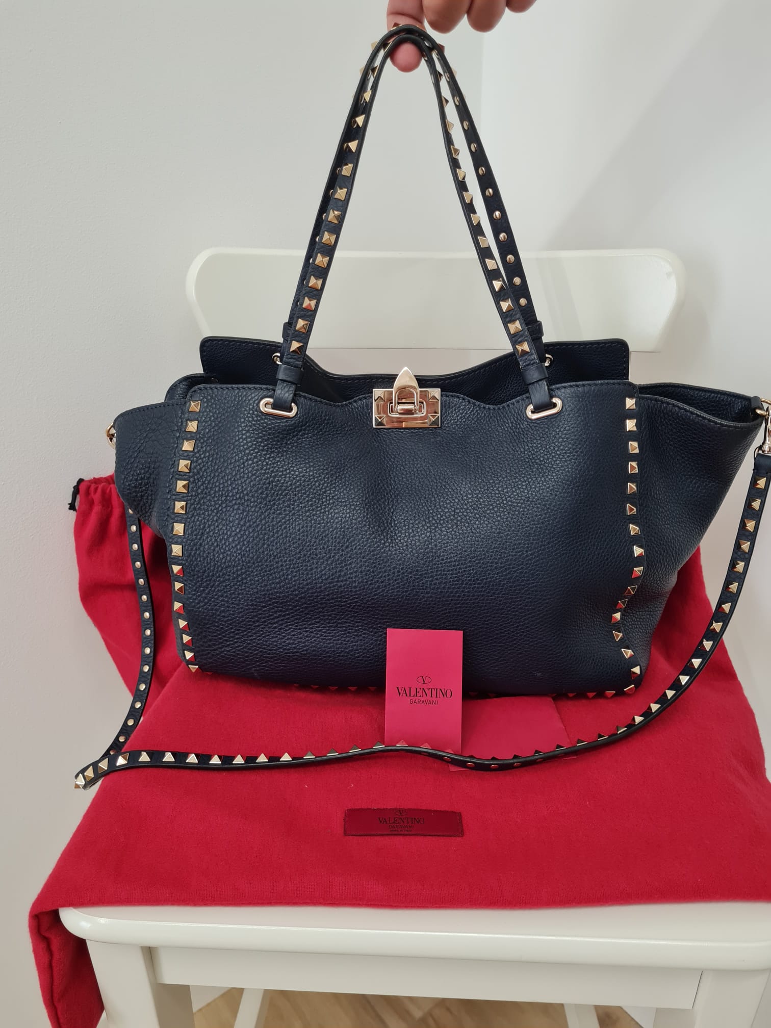 Valentino Rockstud media
