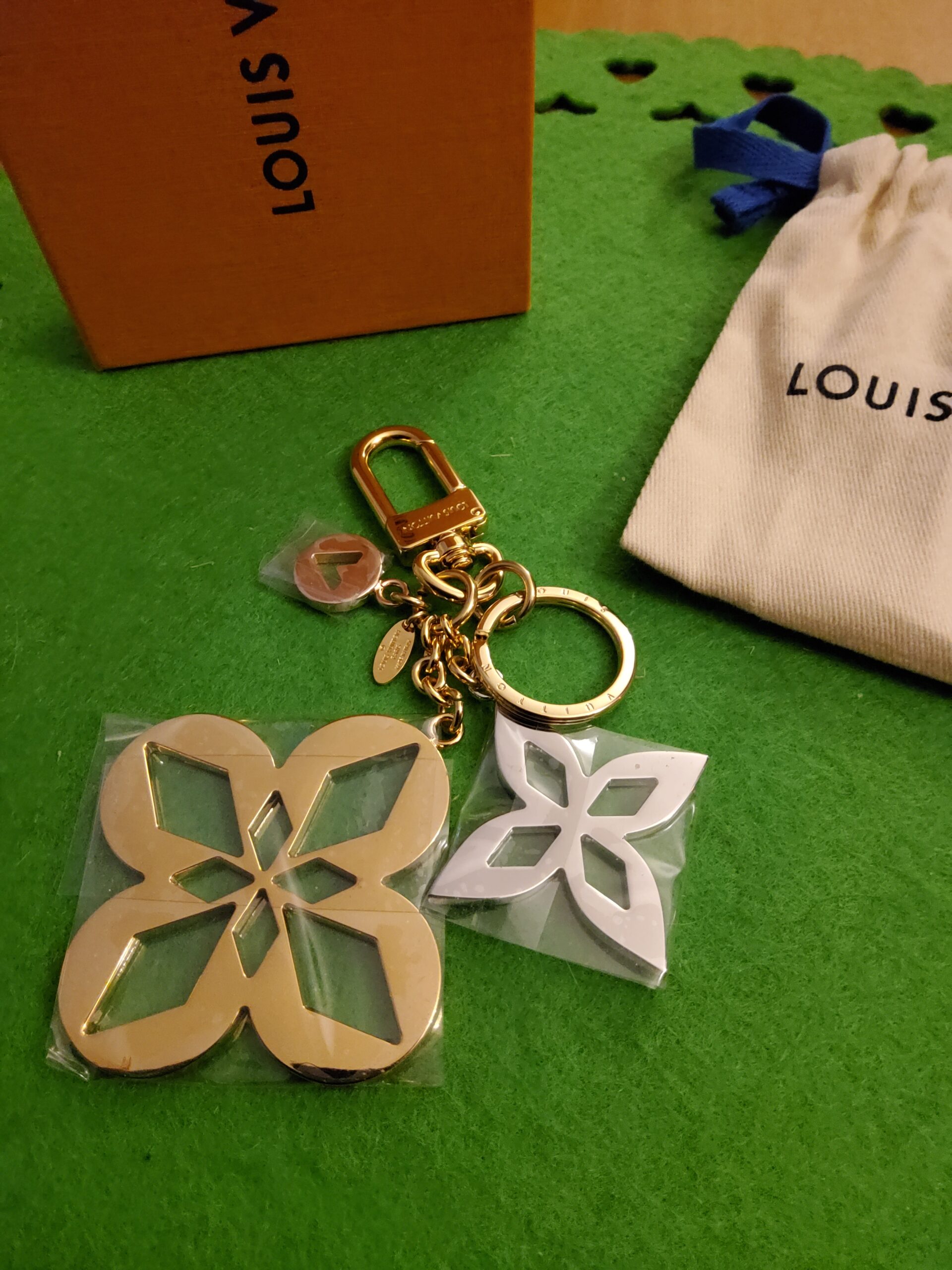 Louis Vuitton Charm malletage blossom - immagine 7
