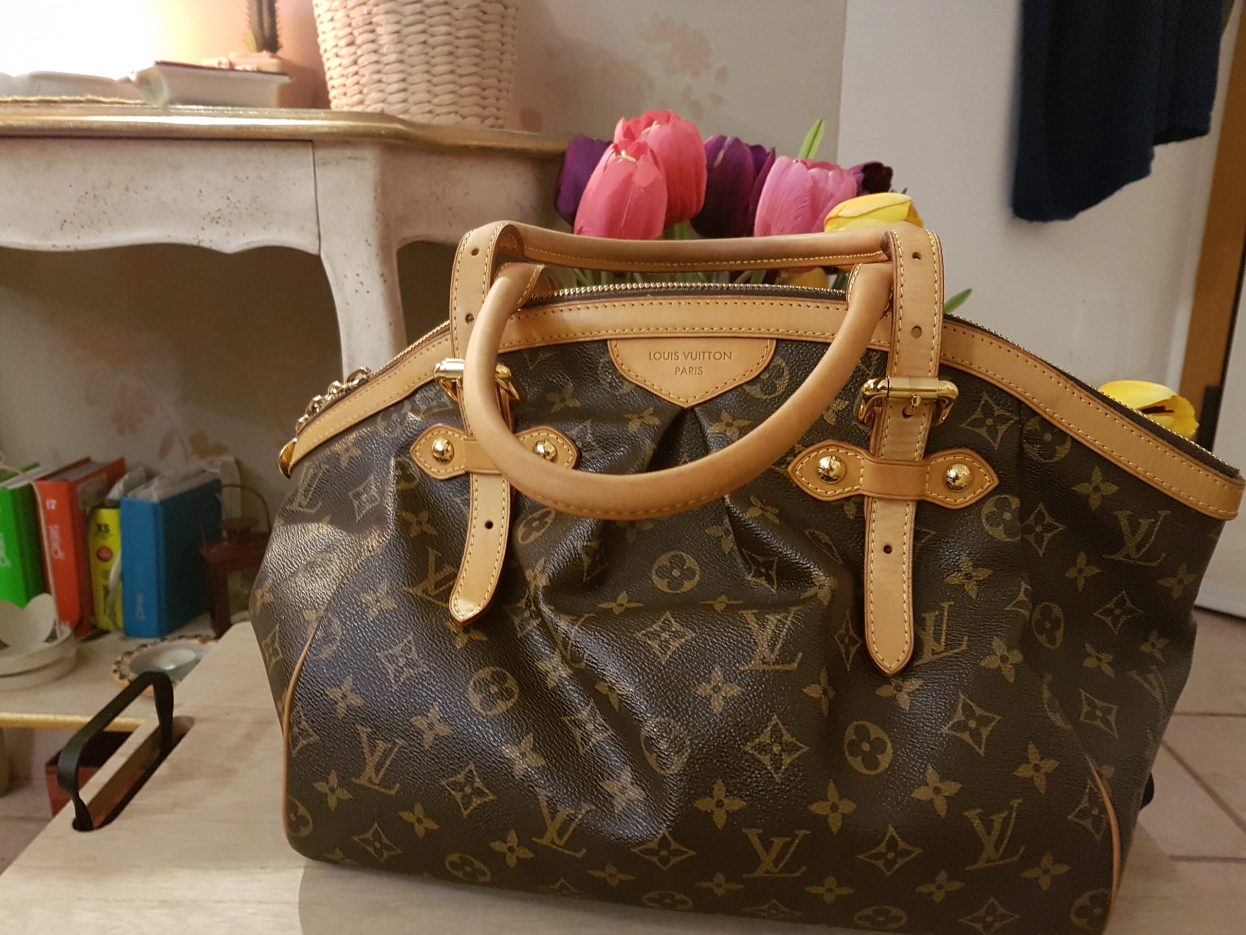 Louis Vuitton Tivoli gm
