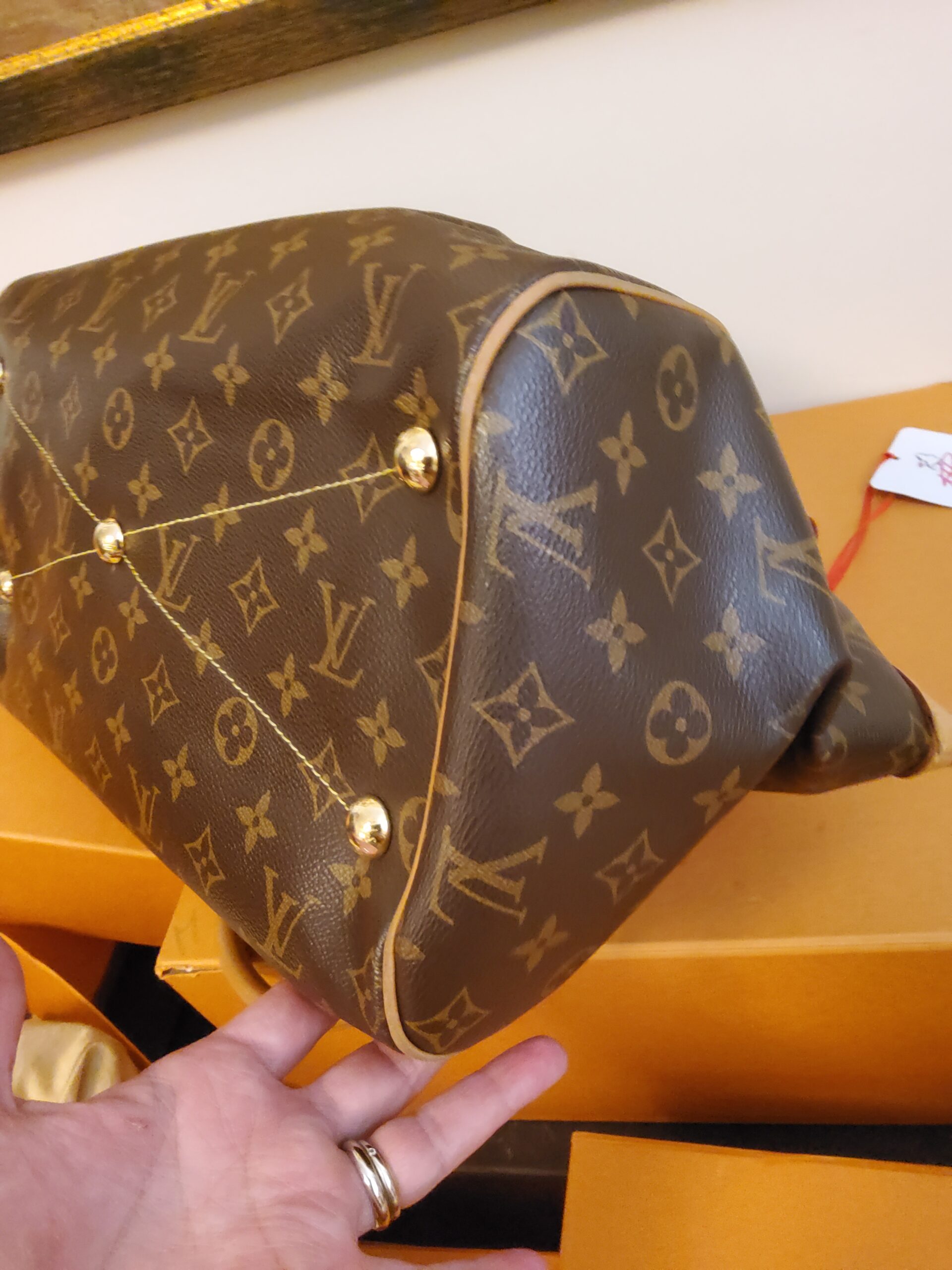 Louis Vuitton modello Tivoli gm - immagine 12