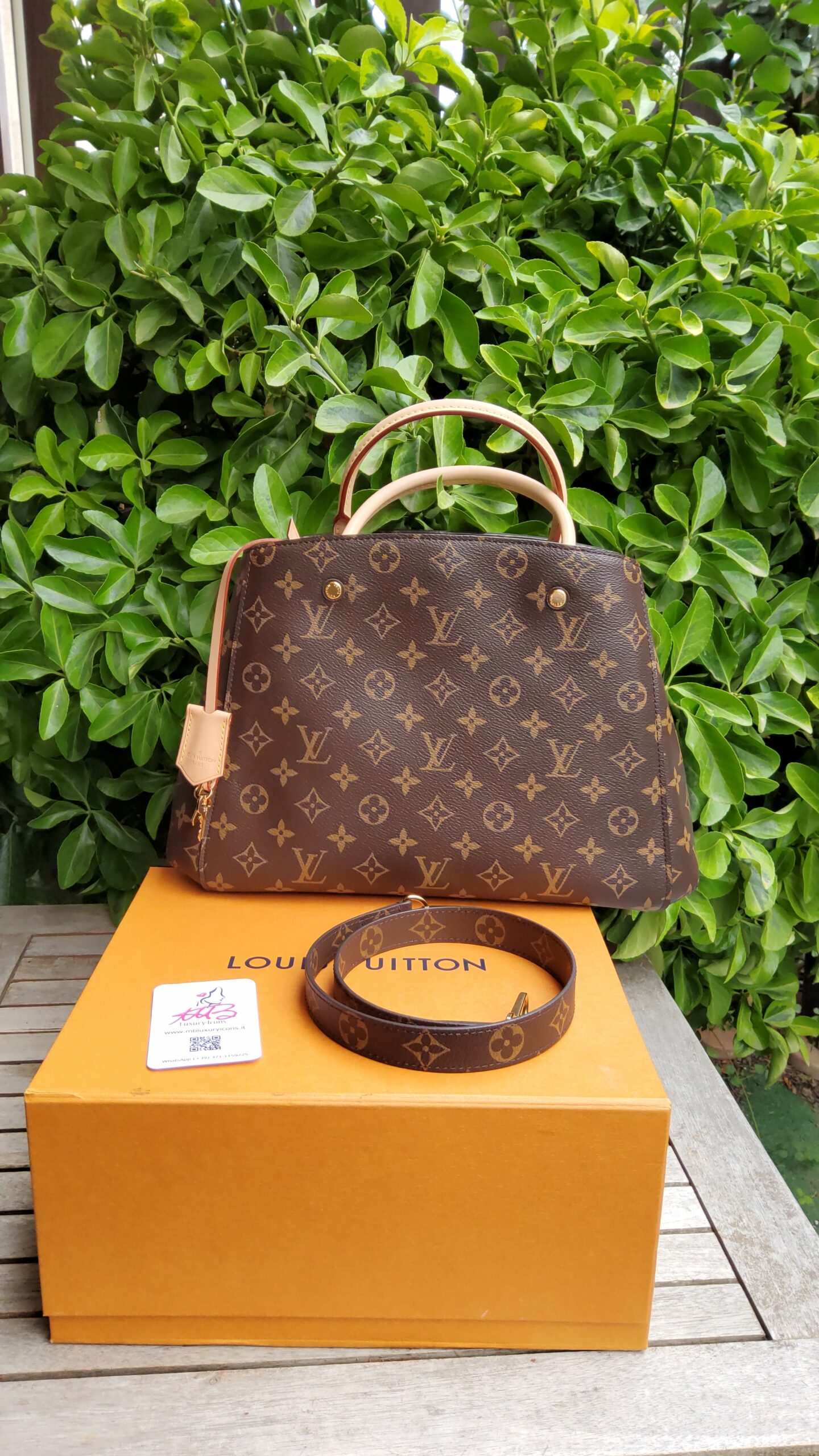 Louis Vuitton Montaigne MM