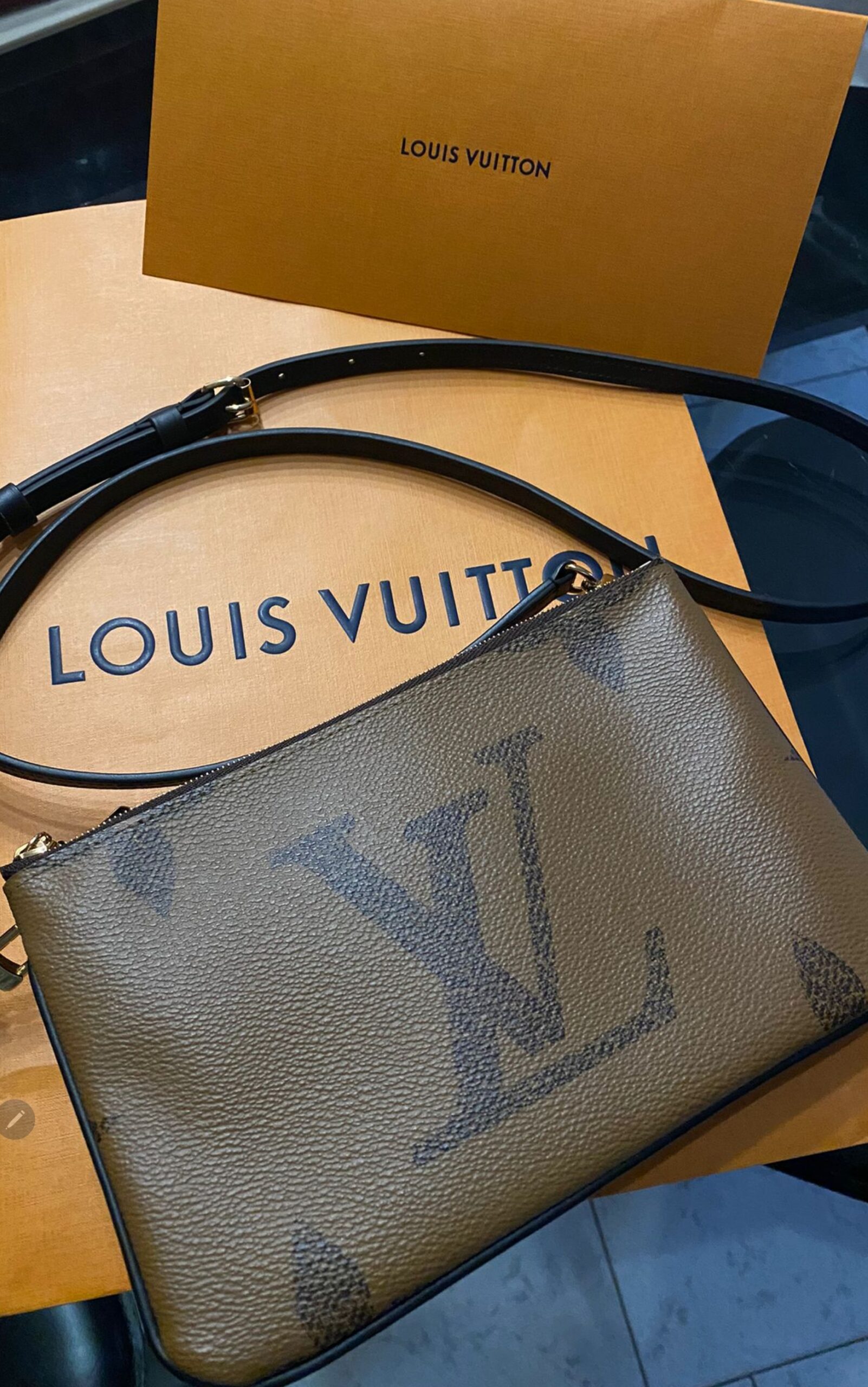 Louis vuitton double zip