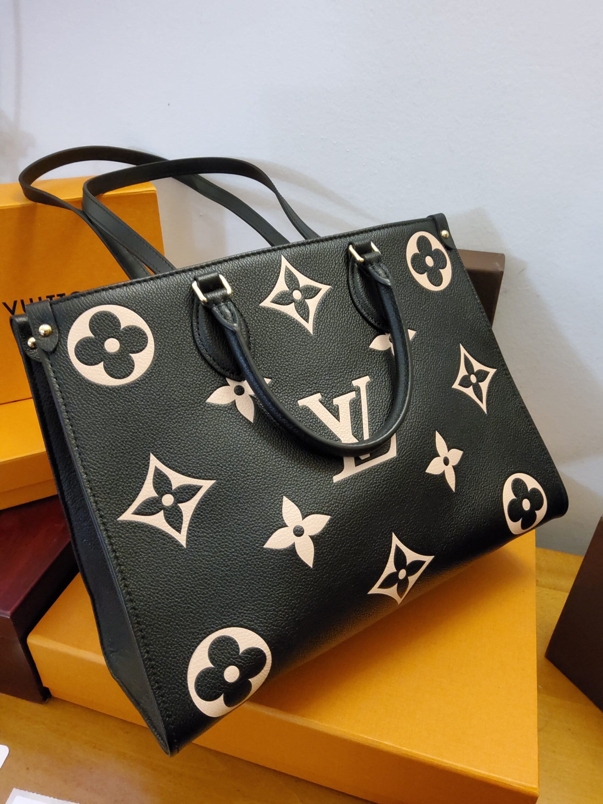 Louis Vuitton Onthego MM - immagine 6
