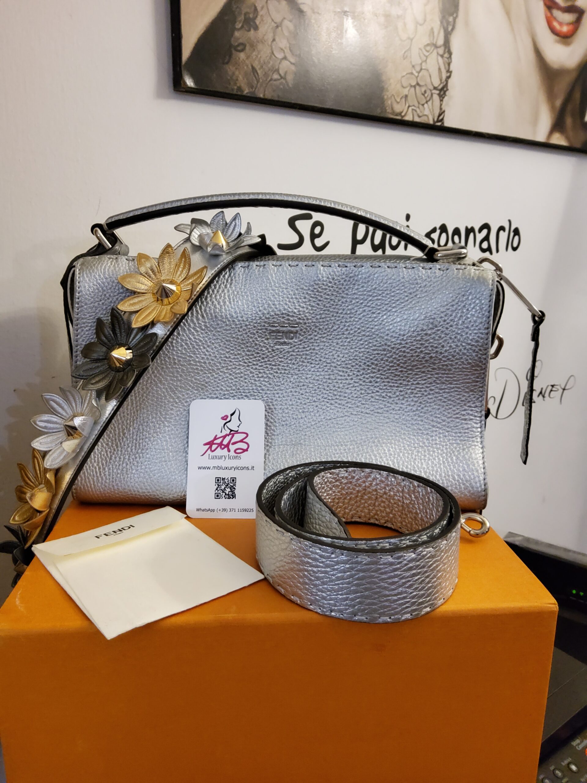 Fendi selleria modello bauletto
