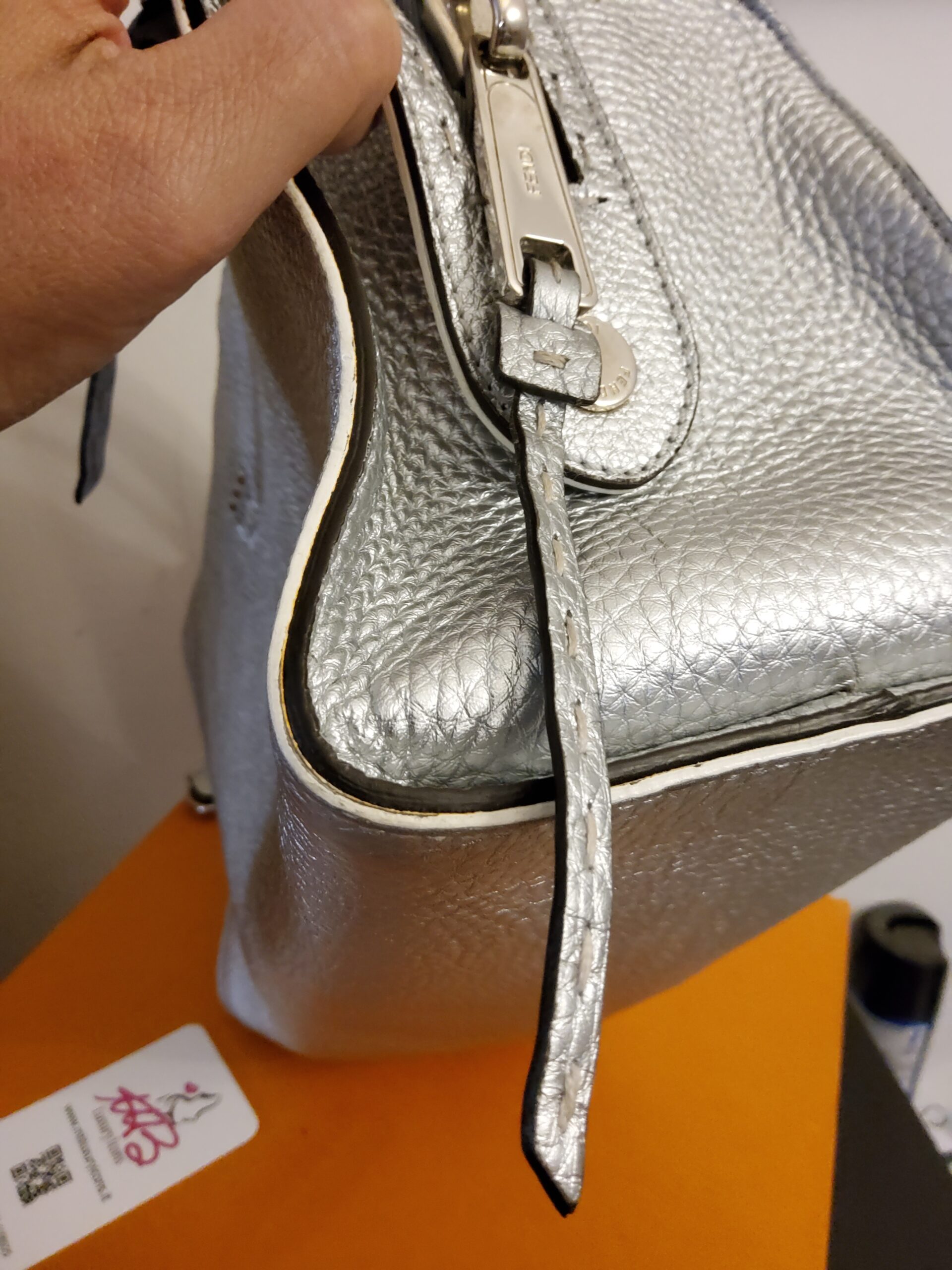 Fendi selleria modello bauletto - immagine 9